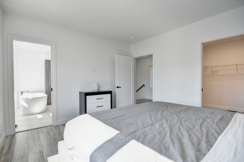 Chambre à coucher principale - 551 Ch. Du Quartier-Du-Cerf, Saint-Côme, QC - Indoor Photo Showing Bedroom