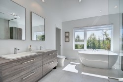 Salle de bains attenante à la CCP - 