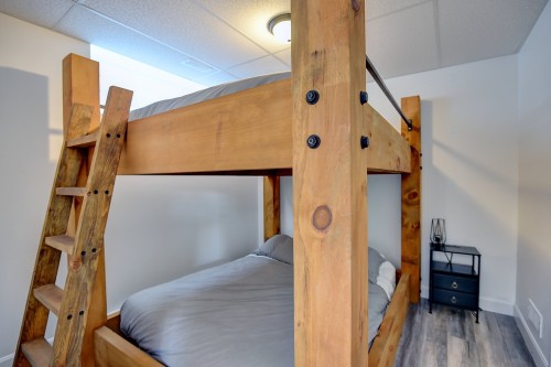 Chambre à coucher - 551 Ch. Du Quartier-Du-Cerf, Saint-Côme, QC - Indoor Photo Showing Bedroom