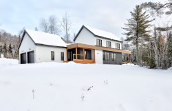 Façade - 