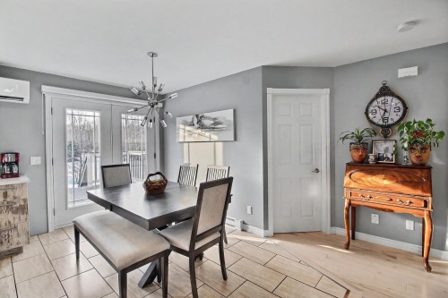 Salle à manger - 43 Ch. England, Rouyn-Noranda, QC - Indoor Photo Showing Dining Room