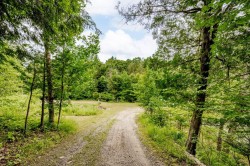 695 Ch. de Stanstead  Ogden, QC J0B 3E3