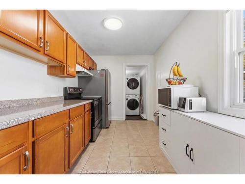 2383 Elsmere, Windsor, ON 