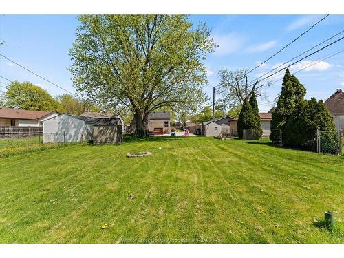 2383 Elsmere, Windsor, ON 