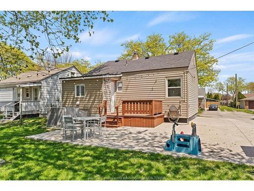 2383 Elsmere, Windsor, ON 