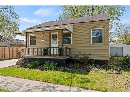 2383 Elsmere, Windsor, ON 