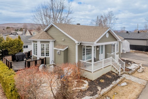 Façade - 6 14E Rue, Fossambault-Sur-Le-Lac, QC - Outdoor With Deck Patio Veranda