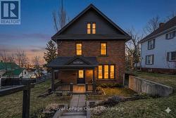 109 BRANT STREET E  Orillia, ON L3V 1Z3