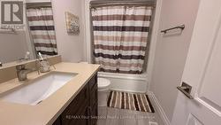 4pc bath 2nd floor - 