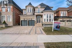 9 INTERLACKEN DRIVE Brampton, ON L6X 0Y1