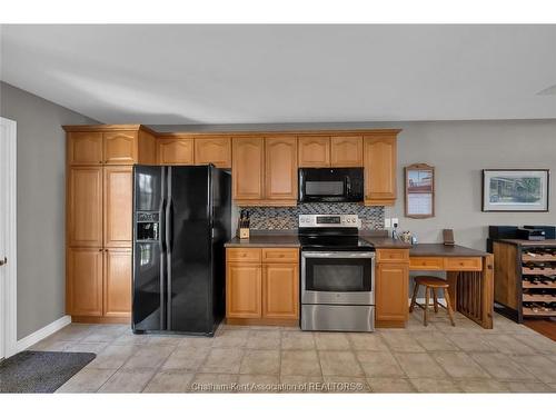 8 Windfield Crescent, Chatham, ON 