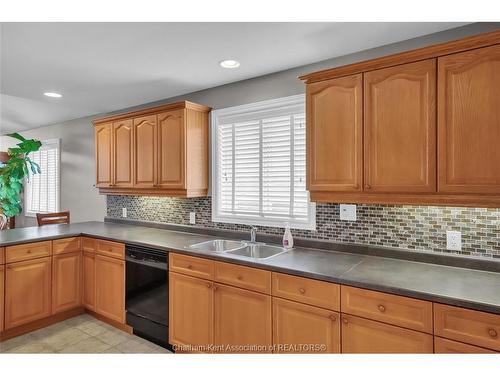 8 Windfield Crescent, Chatham, ON 