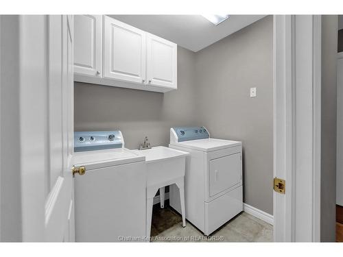 8 Windfield Crescent, Chatham, ON 