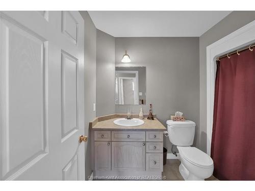 8 Windfield Crescent, Chatham, ON 