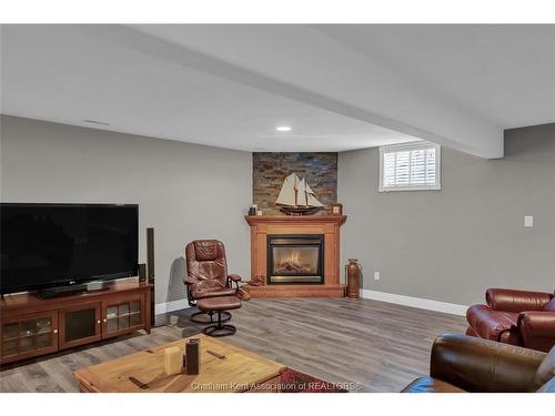 8 Windfield Crescent, Chatham, ON 