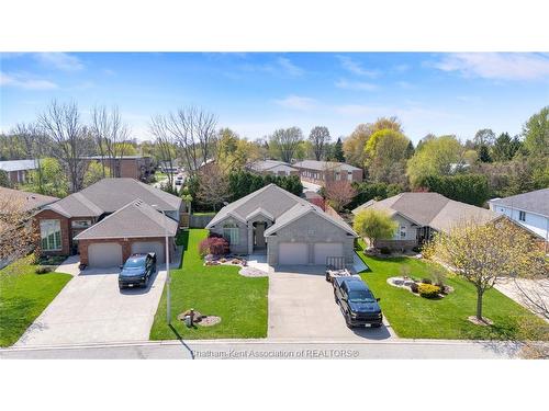 8 Windfield Crescent, Chatham, ON 