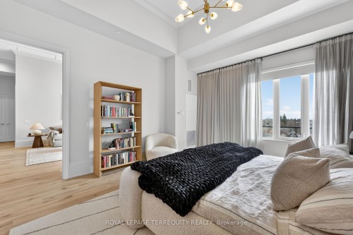 Ph 615-1 Hume Street, Collingwood, ON - Indoor Photo Showing Bedroom