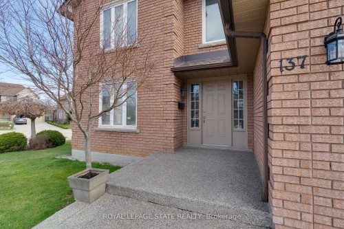 137 National Drive, Hamilton, ON - Outdoor With Exterior