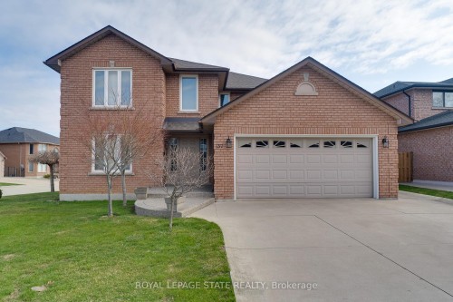 137 National Drive, Hamilton, ON - Outdoor