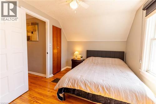 110 Lorne Crescent, Kitchener, ON - Indoor Photo Showing Bedroom
