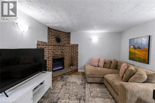 110 Lorne Crescent, Kitchener, ON - Indoor Photo Showing Living Room With Fireplace