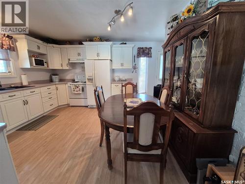 317 2Nd Street W, Ponteix, SK - Indoor