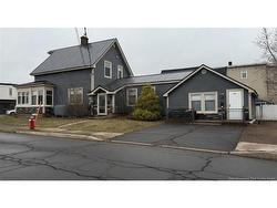 203 Mountain RD Moncton, NB E1C 2L5