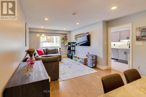 3375 Fenwick Crescent, Mississauga, ON - Indoor
