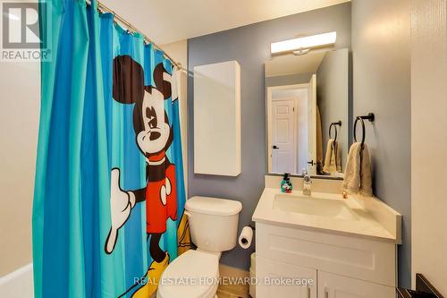 3375 Fenwick Crescent, Mississauga, ON - Indoor Photo Showing Bathroom