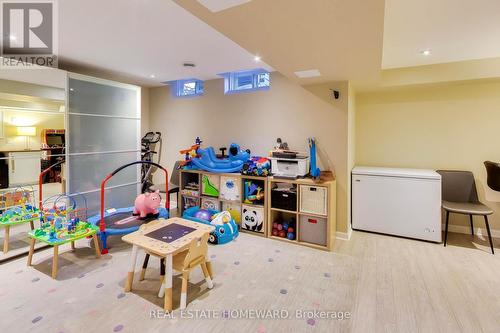 3375 Fenwick Crescent, Mississauga, ON - Indoor