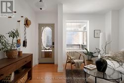 52 BALFOUR AVENUE Toronto, ON M4C 1T6