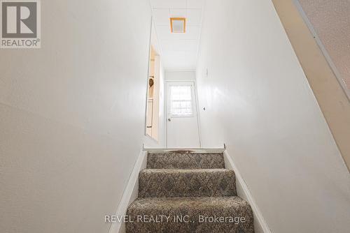 2360 Greenbank Trail, Burlington, ON - Indoor Photo Showing Other Room