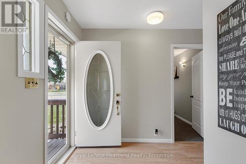 106 Oxford Street, Goderich (Goderich (Town)), ON - Indoor Photo Showing Other Room