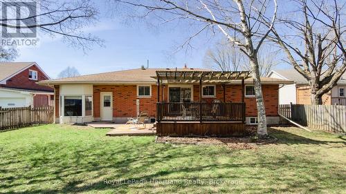 106 Oxford Street, Goderich (Goderich (Town)), ON - Outdoor With Deck Patio Veranda