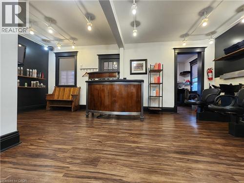 994 King Street W, Hamilton, ON 