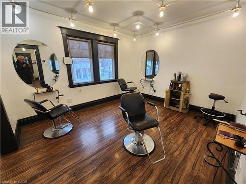 994 King Street W, Hamilton, ON 