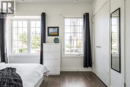 96 Augusta Street, Hamilton, ON - Indoor Photo Showing Bedroom