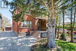 19 NINETEENTH STREET Toronto, ON M8V 3L4