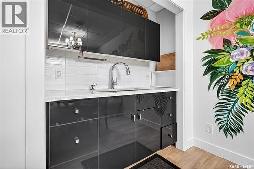 1160 Willow Avenue, Moose Jaw, SK - Indoor