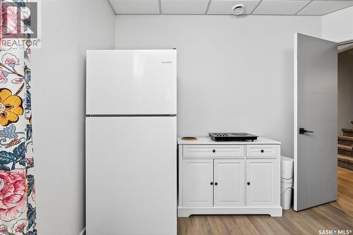 1160 Willow Avenue, Moose Jaw, SK - Indoor