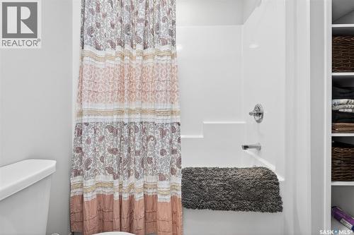 1160 Willow Avenue, Moose Jaw, SK - Indoor Photo Showing Bathroom