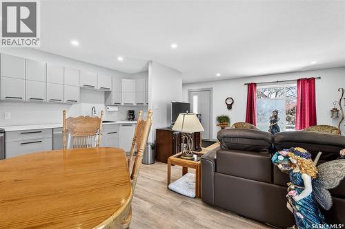 1160 Willow Avenue, Moose Jaw, SK - Indoor