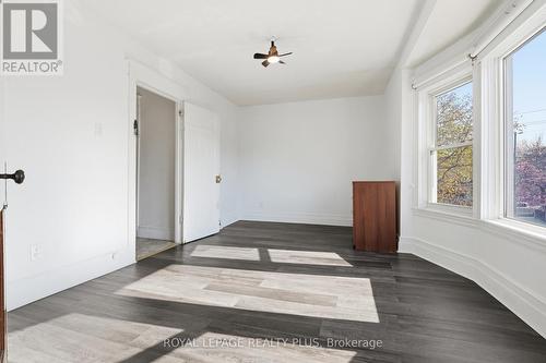 115 Kensington Avenue N, Hamilton, ON - Indoor Photo Showing Other Room