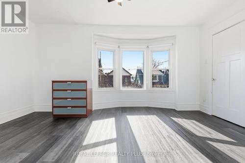 115 Kensington Avenue N, Hamilton, ON - Indoor Photo Showing Other Room
