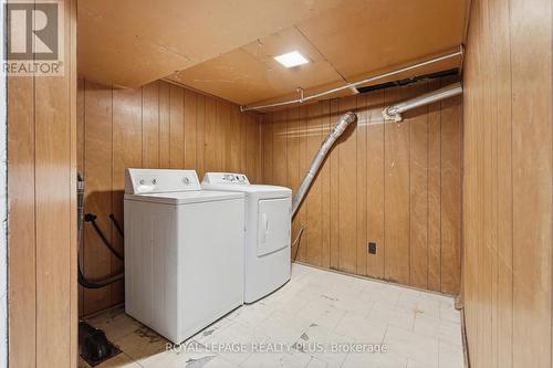 115 Kensington Avenue N, Hamilton, ON - Indoor Photo Showing Laundry Room