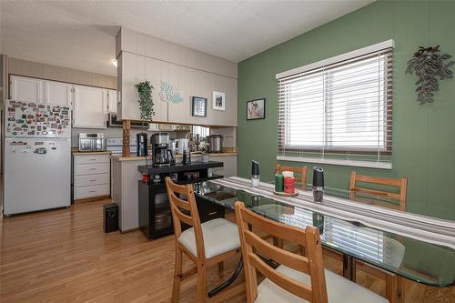 8 Silverdale Crescent, Winnipeg, MB - Indoor