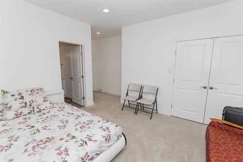 1 Warbler Way, Winkler, MB - Indoor Photo Showing Bedroom