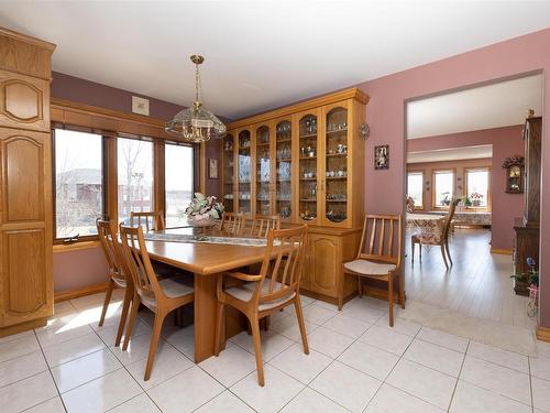 405 Riviera Drive, Thunder Bay, ON - Indoor Photo Showing Dining Room