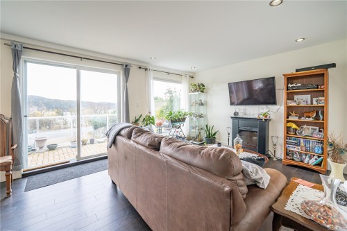 6496 Lanark Rd, Sooke, BC - Indoor Photo Showing Living Room With Fireplace
