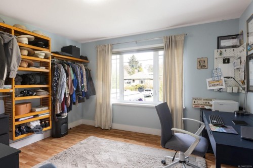 929 Easter Rd, Saanich, BC 